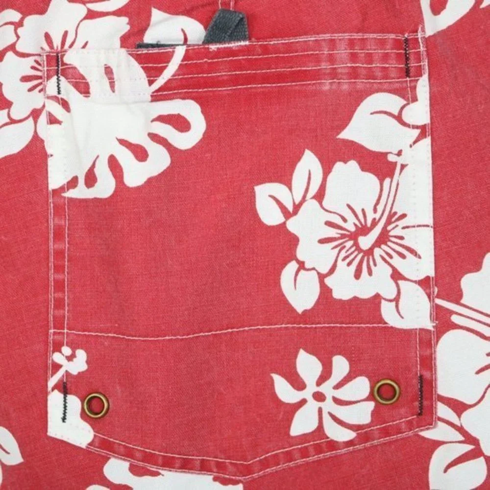 Arizona Coastal‎ Board Bermuda Shorts Red White Floral Hawaiian 36